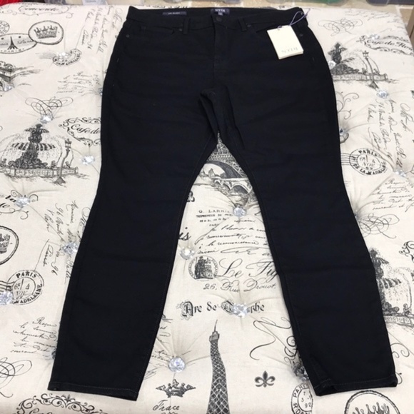 NYDJ Petite Ami Tummy-Control Skinny Jeans - Picture 3 of 9